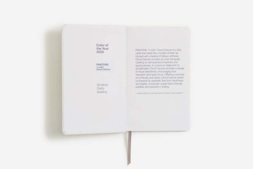 CLOUD DANCER: EL LIENZO EN BLANCO QUE DEFINIRÁ EL DISEÑO Y LA INNOVACIÓN EN 2026